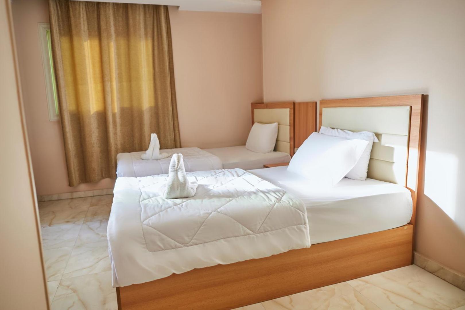Grand Golden Pyramids View Hotel Kafrat al Jabal Luaran gambar