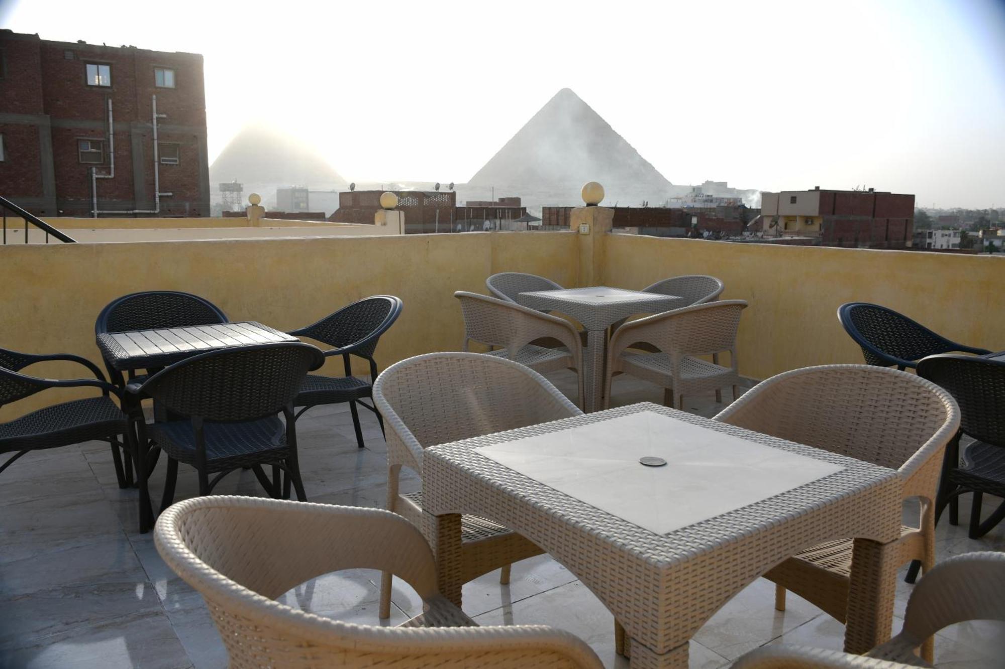 Grand Golden Pyramids View Hotel Kafrat al Jabal Luaran gambar