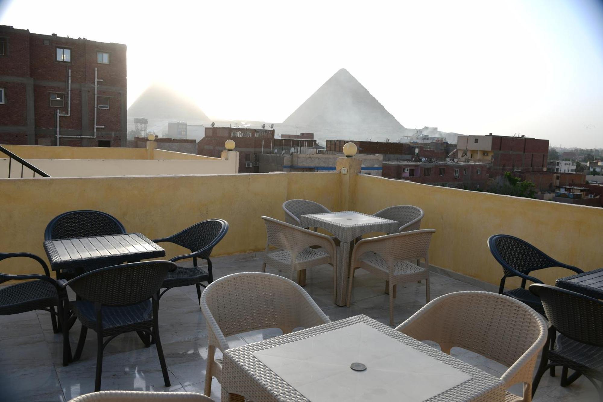 Grand Golden Pyramids View Hotel Kafrat al Jabal Luaran gambar