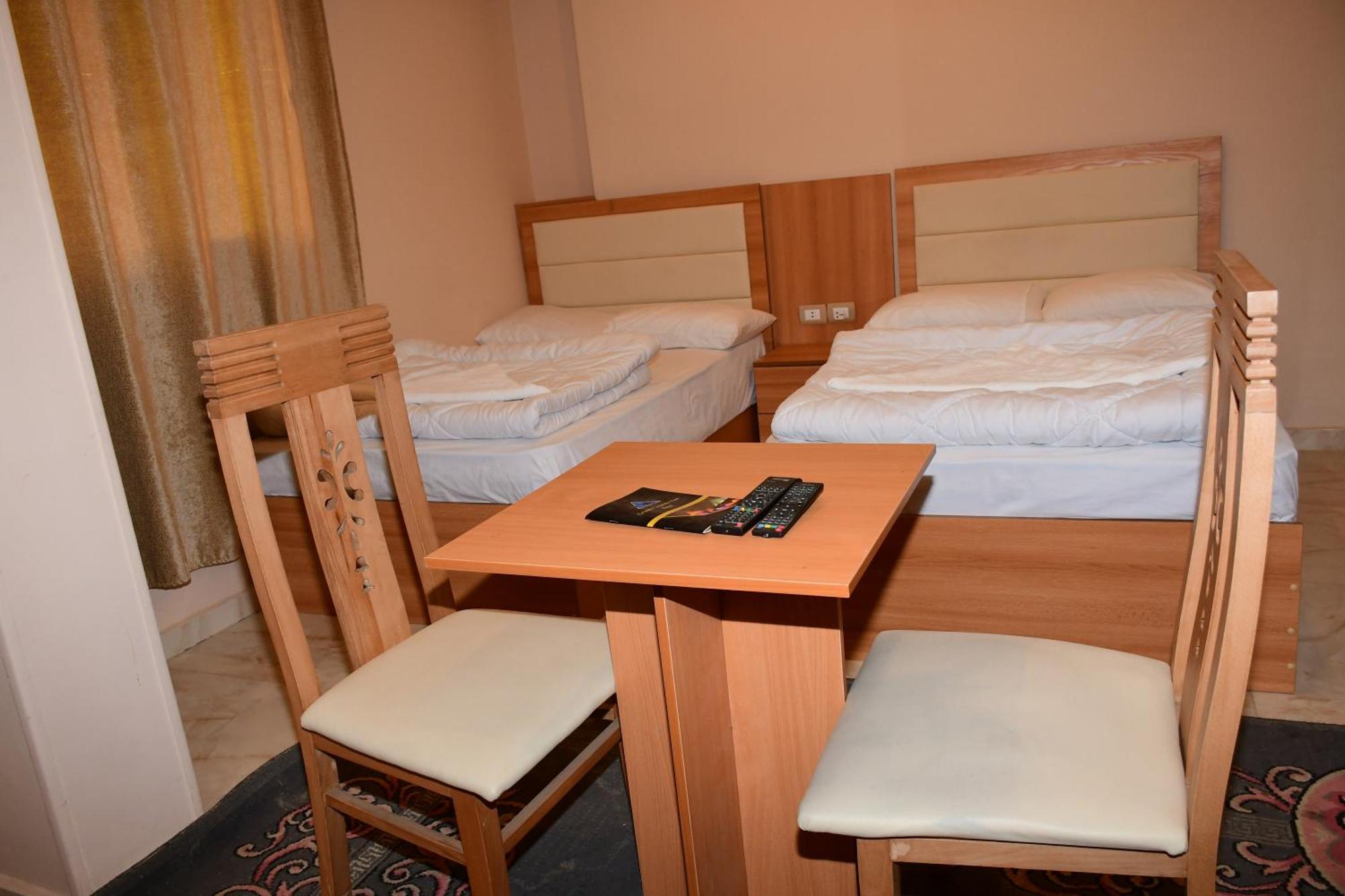 Grand Golden Pyramids View Hotel Kafrat al Jabal Luaran gambar